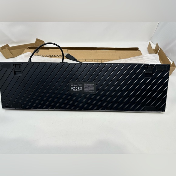 RisoPhy Mechanical Gaming Keyboard, RGB 104 Keys Ultra-Slim LED Backlit USB - Picture 5 of 6